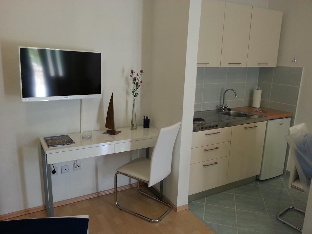 New Studio Apartments Trlaja شيبينيك الغرفة الصورة